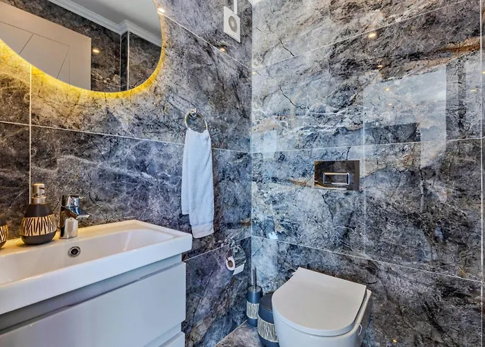 Villa Yesilkoy 2 Bedroom - 9750 *