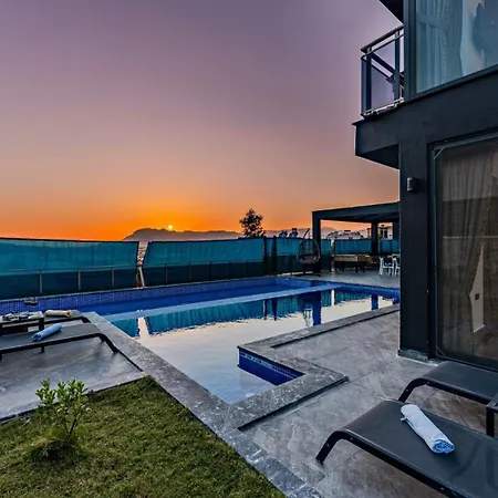 Villa Yesilkoy 2 Bedroom - 9750